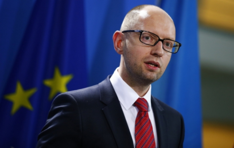 Украина будет исправно транспортировать газ в Европу - Яценюк
