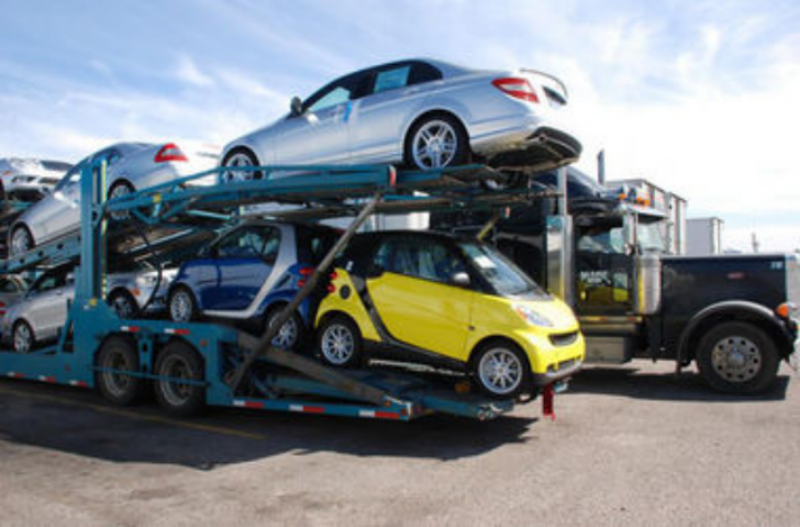 В Украину перестали завозить импортные авто