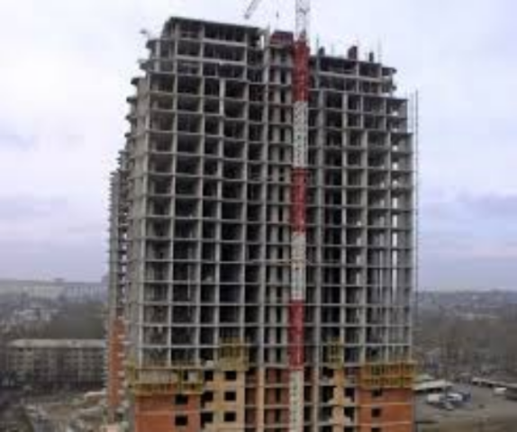 Цена на квартиры в долларах упала на 15%