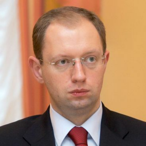 Яценюк пообещал госзаказы предприятиям на Востоке Украины