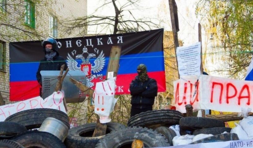 Вставай донбасс. Слава ДНР И ЛНР. Врагу не сдаётся Донбасс. Врагу не сдается наш гордый Донбасс Марина Александрова. Донбасс не сдается картинки.