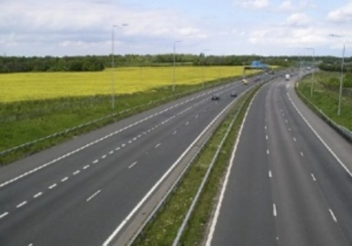 Автомобилистов обяжут платить за проезд по дорогам Украины
