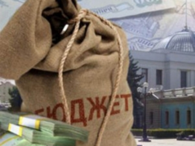 В марте бюджет Украины выполнен с профицитом