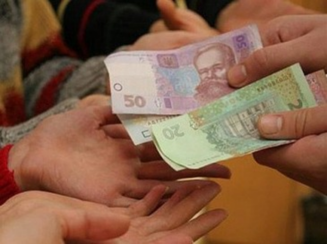 На начало апреля задолженность по зарплате выросла на 12,8% - до 1,1 млрд грн - Госстатистики