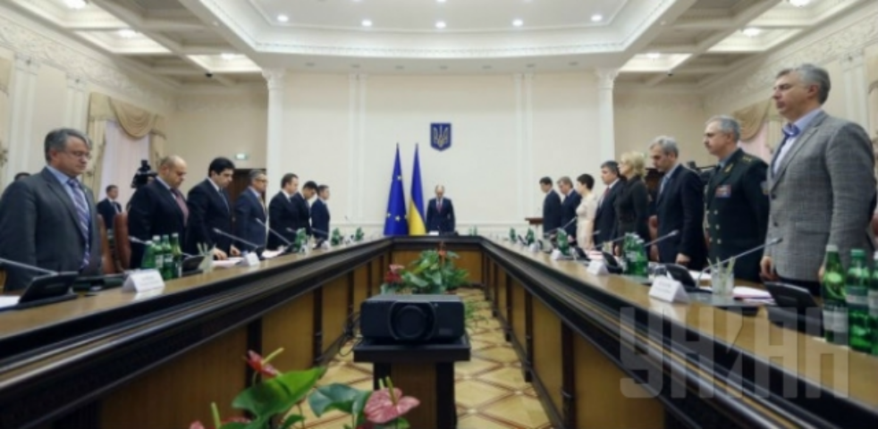 Кабмин ожидает решения МВФ по кредиту до конца месяца