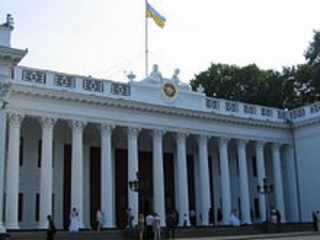 Полгектара бывшего пионерлагеря на Фонтане окончательно станут частной собственностью. Фото