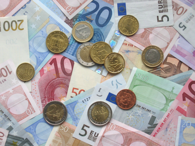 Отмена ЕС пошлин будет давать Украине около € 500 млн ежегодно - представительство ЕС