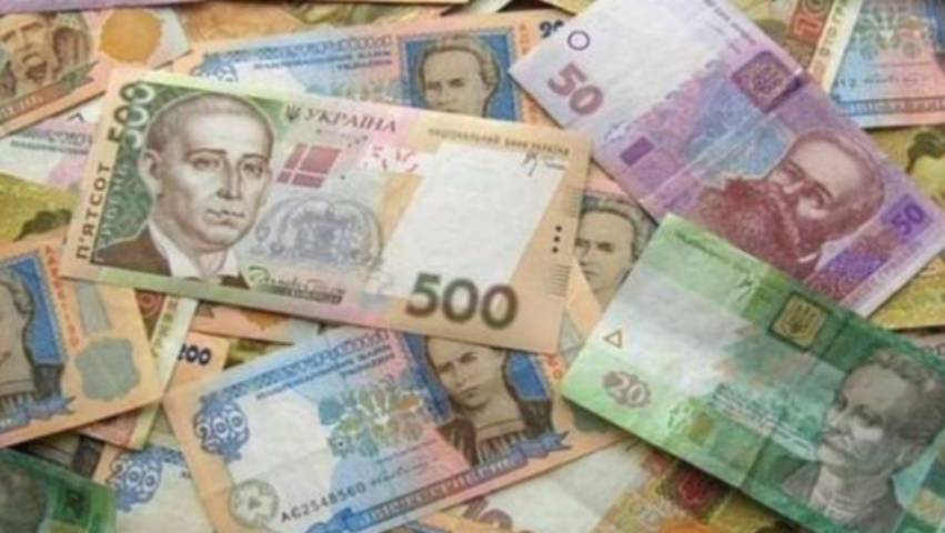 Сколько зарабатывают украинцы в год