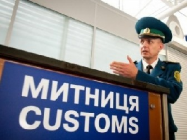 На таможне заработает полное электронное декларирование