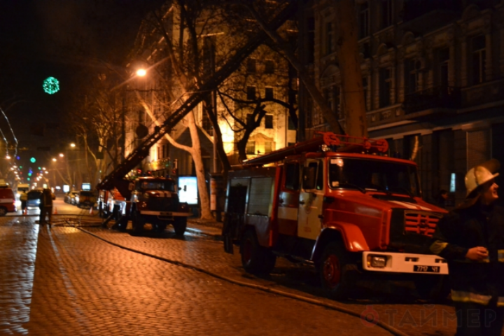 В ГСЧС рассказали о подробностях пожара на Пушкинской. Фото