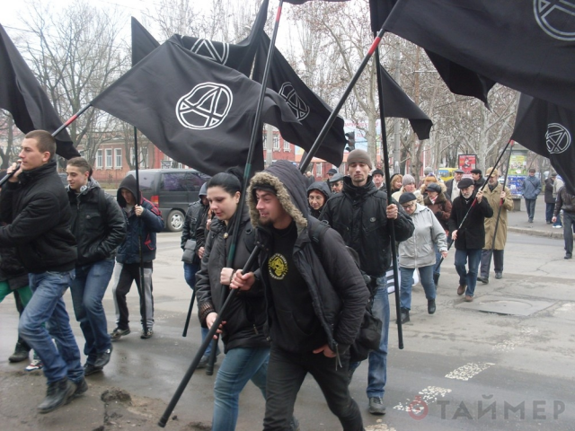 Одесские анархисты вежливо заняли первый этаж ГАСК и выдвинули требования. Фото