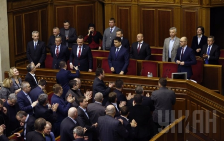 Нацбанк обязали контролировать сомнительные валютные операции