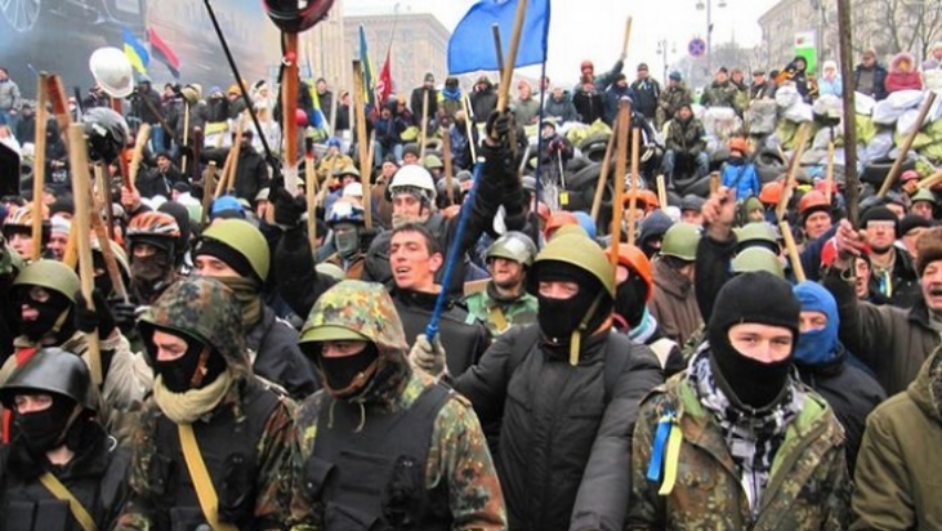 «Лихие 90-е» по-украински: в стране промышляют разбоем неизвестные в масках под прикрытием «Самообороны майдана»