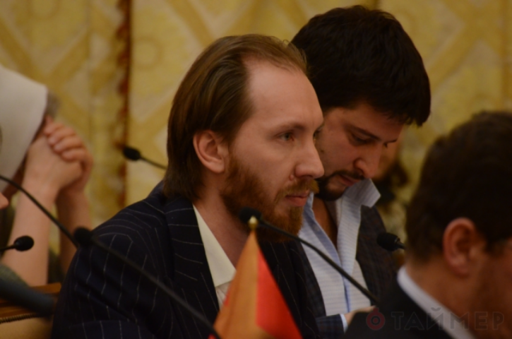 «РОДИНА» требует вернуть городу аэропорт и Пассаж