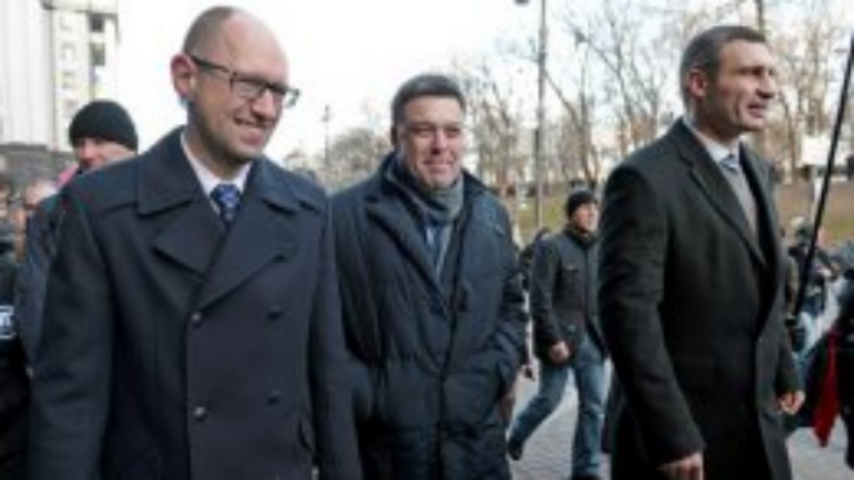 Лидеры оппозиции заявили главам МИД стран ЕС, что власть нарушила перемирие