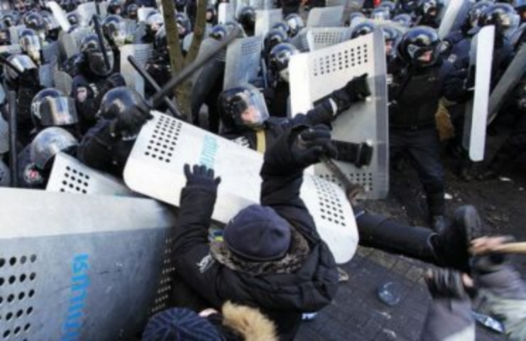 На Майдане призывают не выходить за баррикады - там ловушка