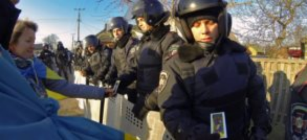 По майдановцам стреляли "прямой наводкой" с крыши консерватории