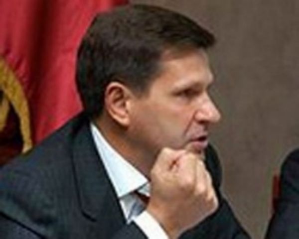 Сын Костусева вышел из ПР