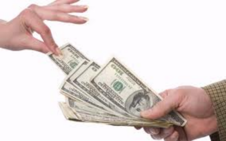 Украинцам советуют осторожнее относиться к кредитам