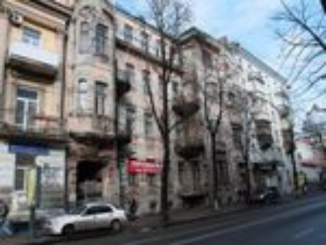Киевский Дом со змеями превратят в отель