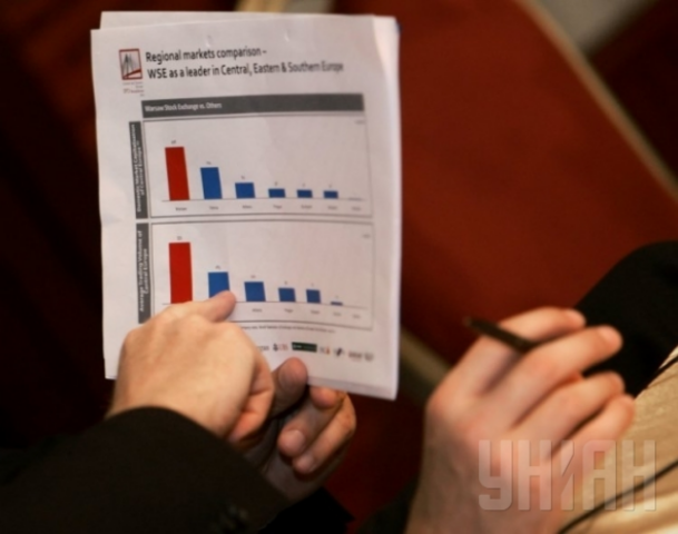 Объем зарегистрированных выпусков ценных бумаг за год вырос на 30%