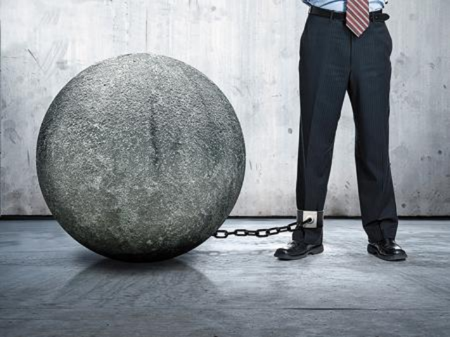 Диктатура краха: почему экономическое процветание в репрессивной Украине невозможно