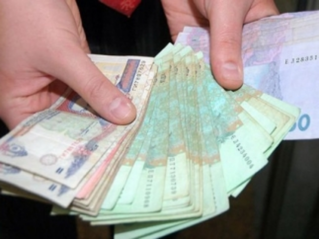 Работодателей заставят быстрее платить украинцам