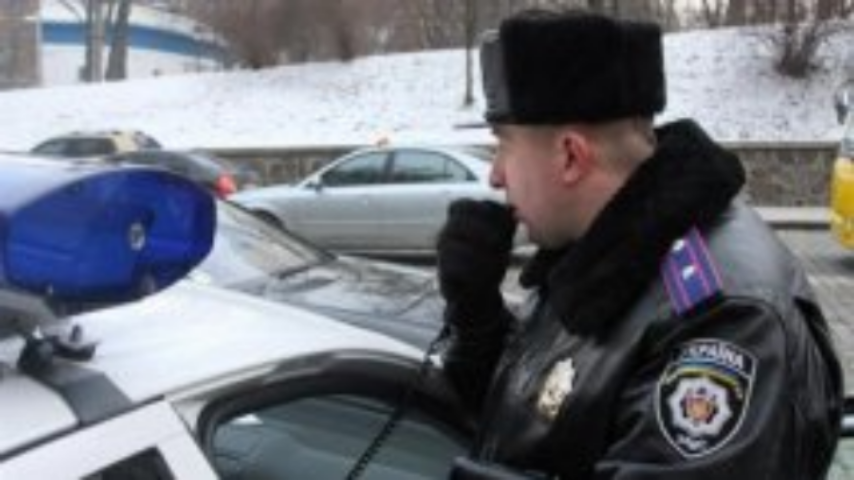 ГАИ в Киеве начала чаще останавливать крупногабаритный транспорт