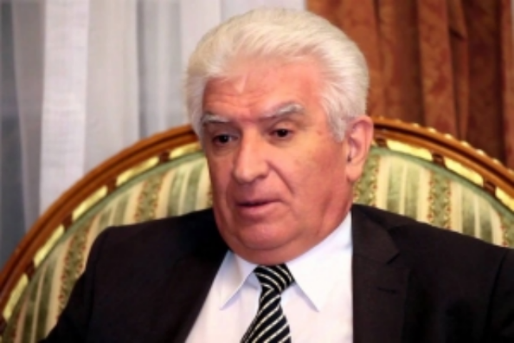 «Правый сектор» сдадут финансисты»
