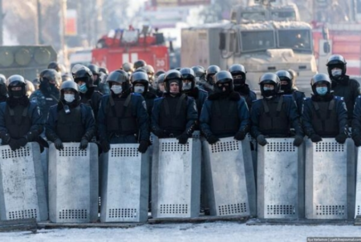 Майдан замер(з) в ожидании