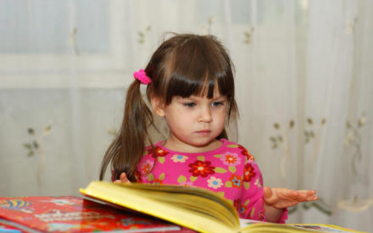 На что обратить внимание при покупке детской книги?