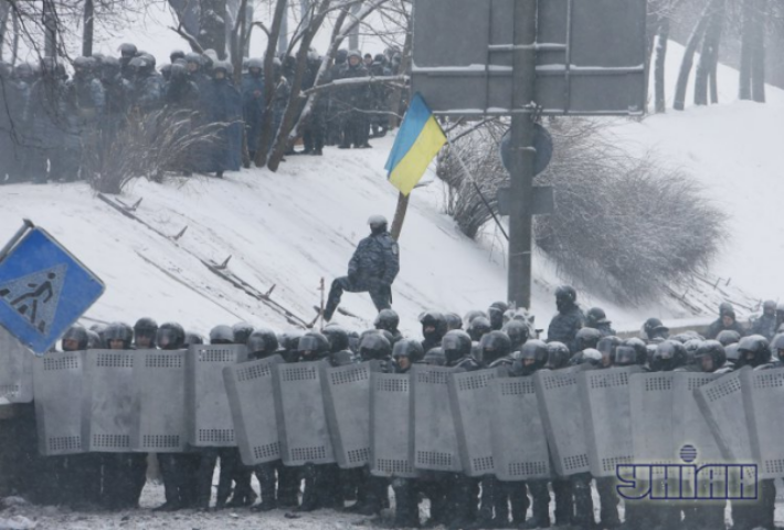 Украине грозит чрезвычайное положение: военные поддерживают срочное распоряжение "Буран"