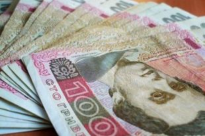 Кабмин обеспечивает выплаты пенсий и соцпособий