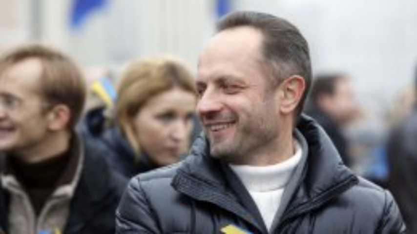 Янукович пойдет на настоящие переговоры только если это будет выгодно "Семье"
