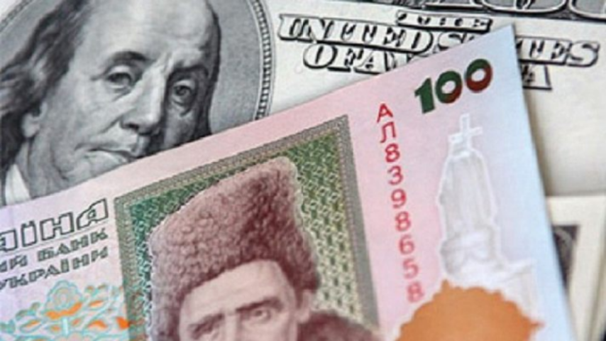 Укрепление доллара способствует девальвации гривны