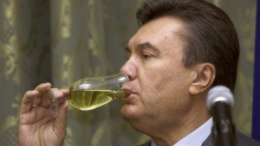 Украина переживает самый опасный период своей независимости — зарубежные СМИ
