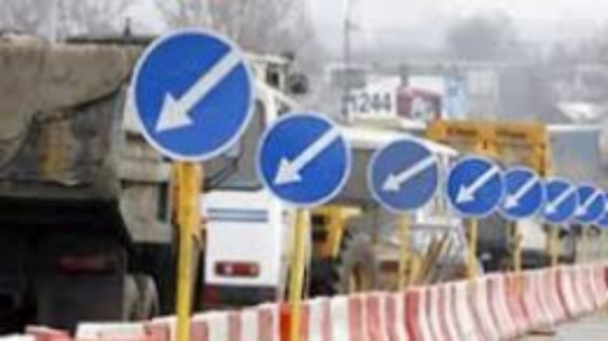 В КГГА решили отремонтировать в 2015 году Воздухофлотский путепровод