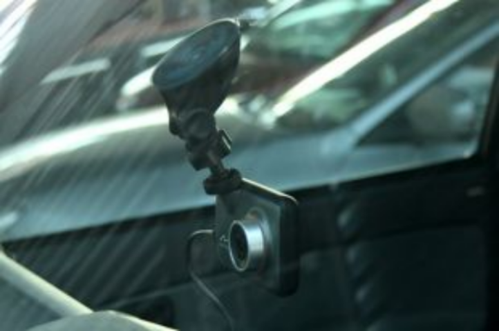 Почему видеорегистраторы остаются вне закона