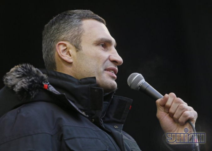 Оппозиция готовит забастовку и собирается остановить транспорт и производство