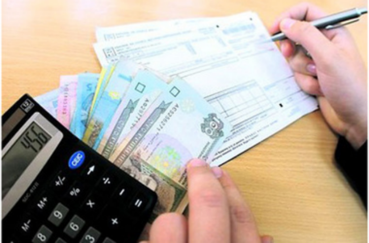 Украинцы задолжали за тепло и воду 12 миллиардов