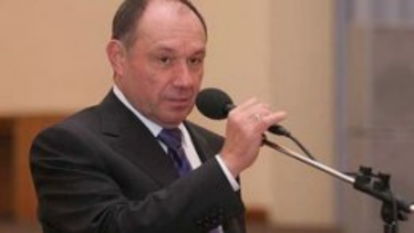 КГГА попросит денег для бюджетников у Азарова