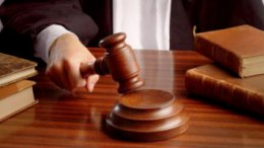 Правительство будет экономить на судьях