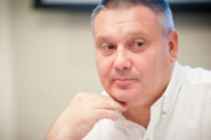 «Украина разделилась на две части»