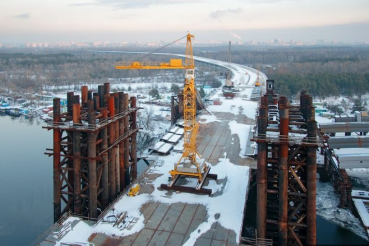 Строительству Подольского моста в Киеве - десять лет