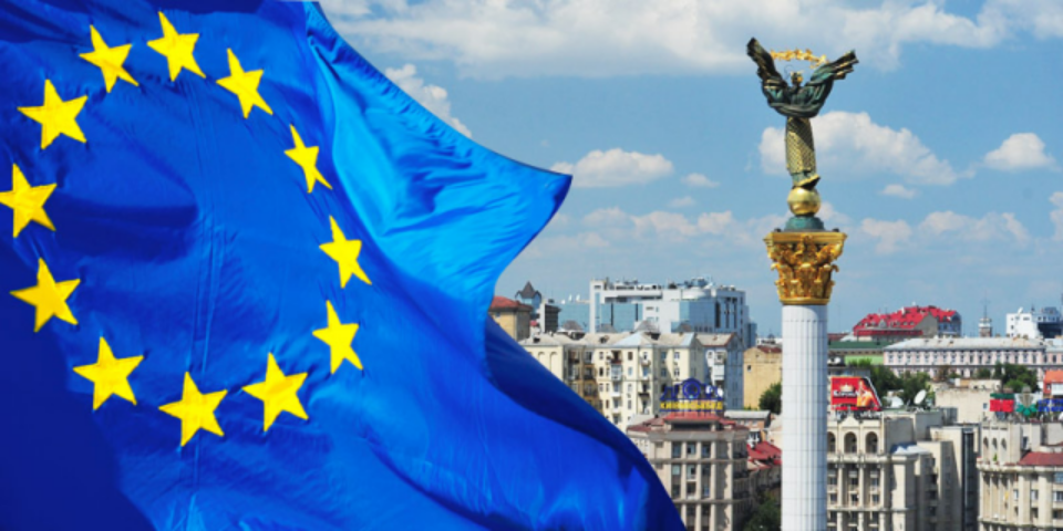 Действующее правительство виновно в неподписании СА с ЕС