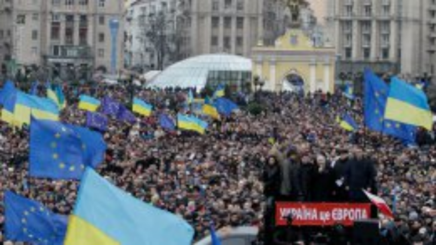 Чем грозит введение чрезвычайного положения Евромайдану