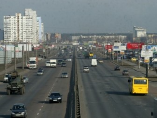 В Киеве перекроют движение автотранспорта по проспекту Бажана