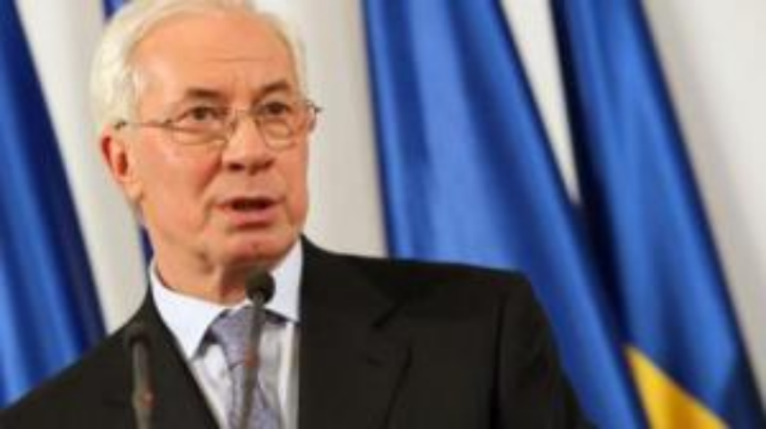 Азаров против повышения тарифов ЖКУ
