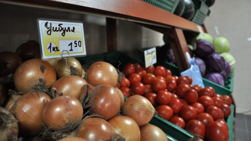 Кто нас кормит тушенкой и сгущенкой
