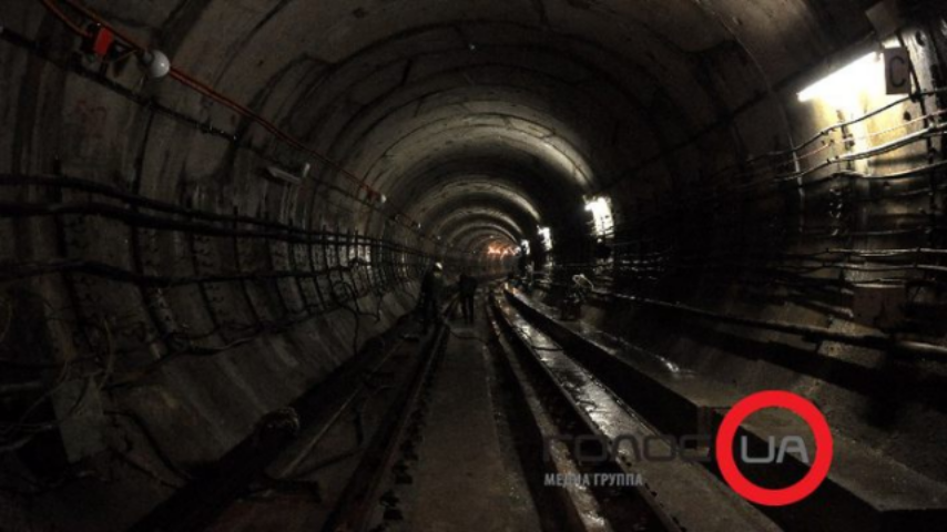 Метро на Троещину строить не будут - денег нет